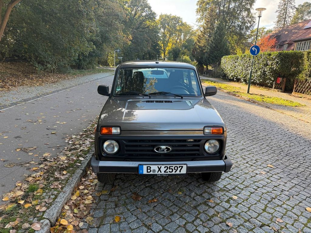 Image of Lada Niva