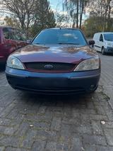 Ford Mondeo Automatik Diesel - Ford Mondeo aus 2003 mit Diesel-Antrieb