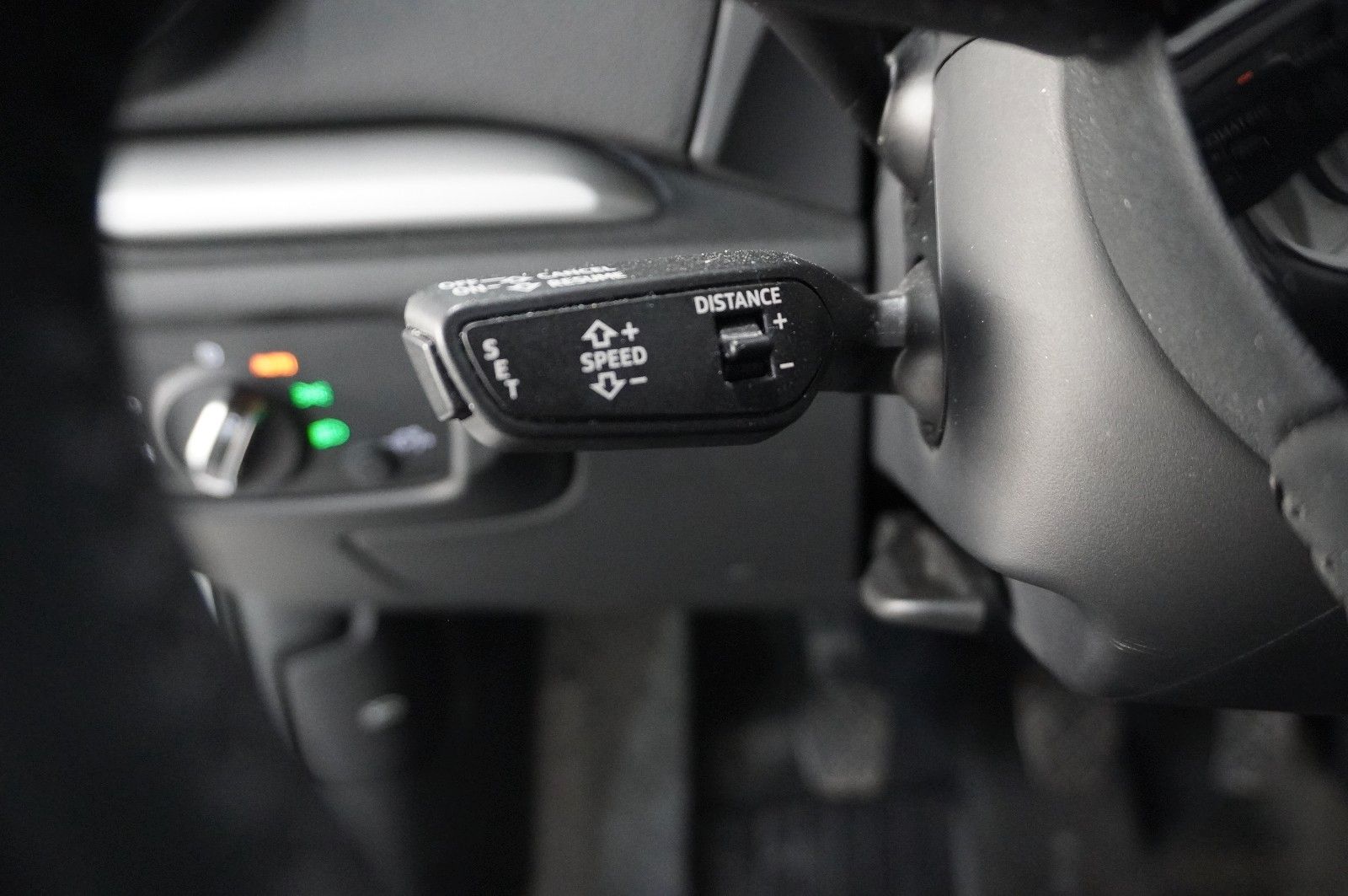 Fahrzeugabbildung Audi A3 Sportback 35 TFSI NAVI/BI-XENON/SHZ/ACC/PDC
