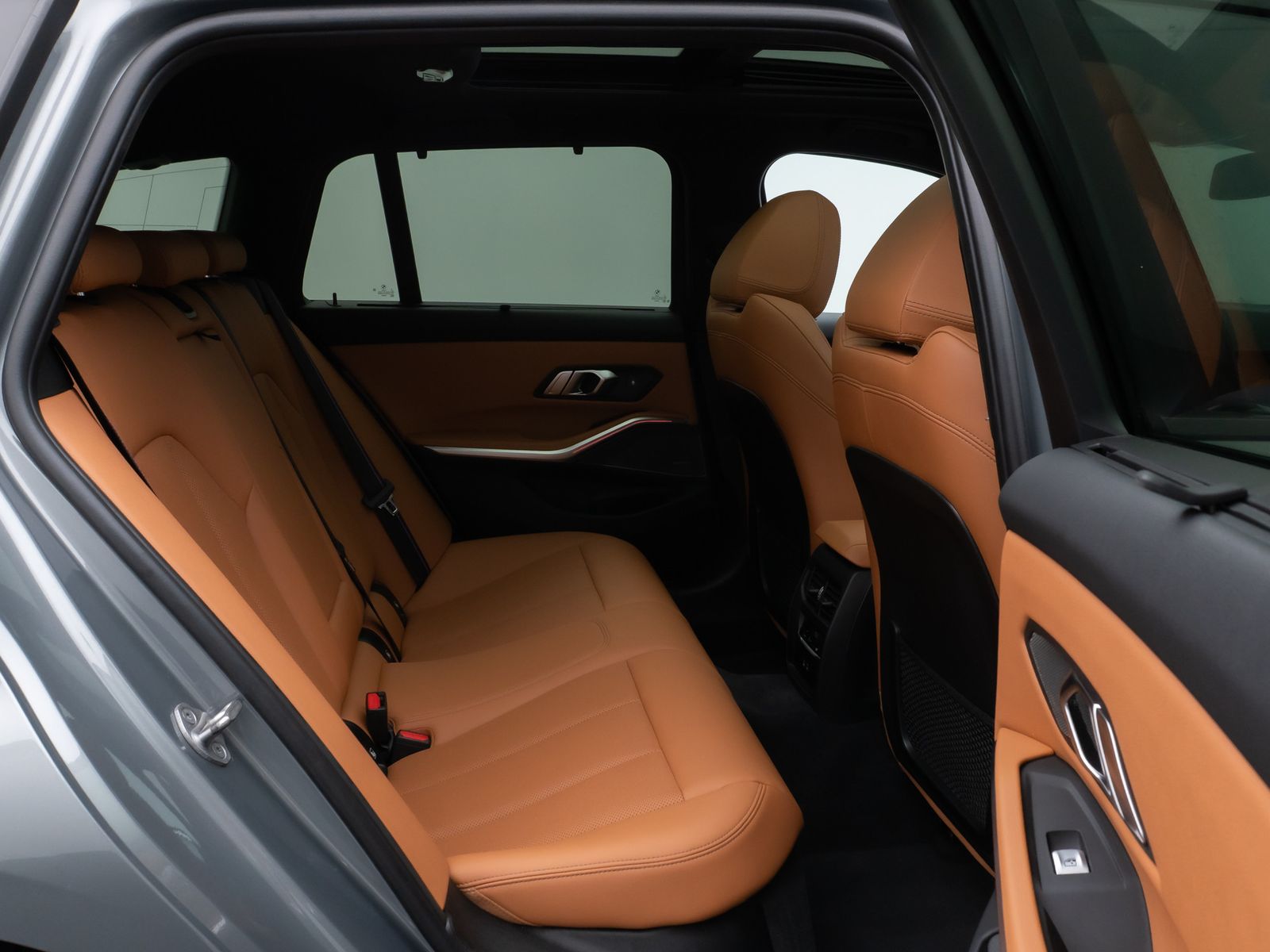 Fahrzeugabbildung BMW 330e xD M Sport Pro Panorama Kamera HUD DAB H/K