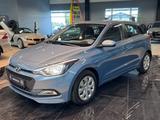 Hyundai i20 Go Klima USB Audio Alarmanlage Servo ZV - Hyundai i20: Go