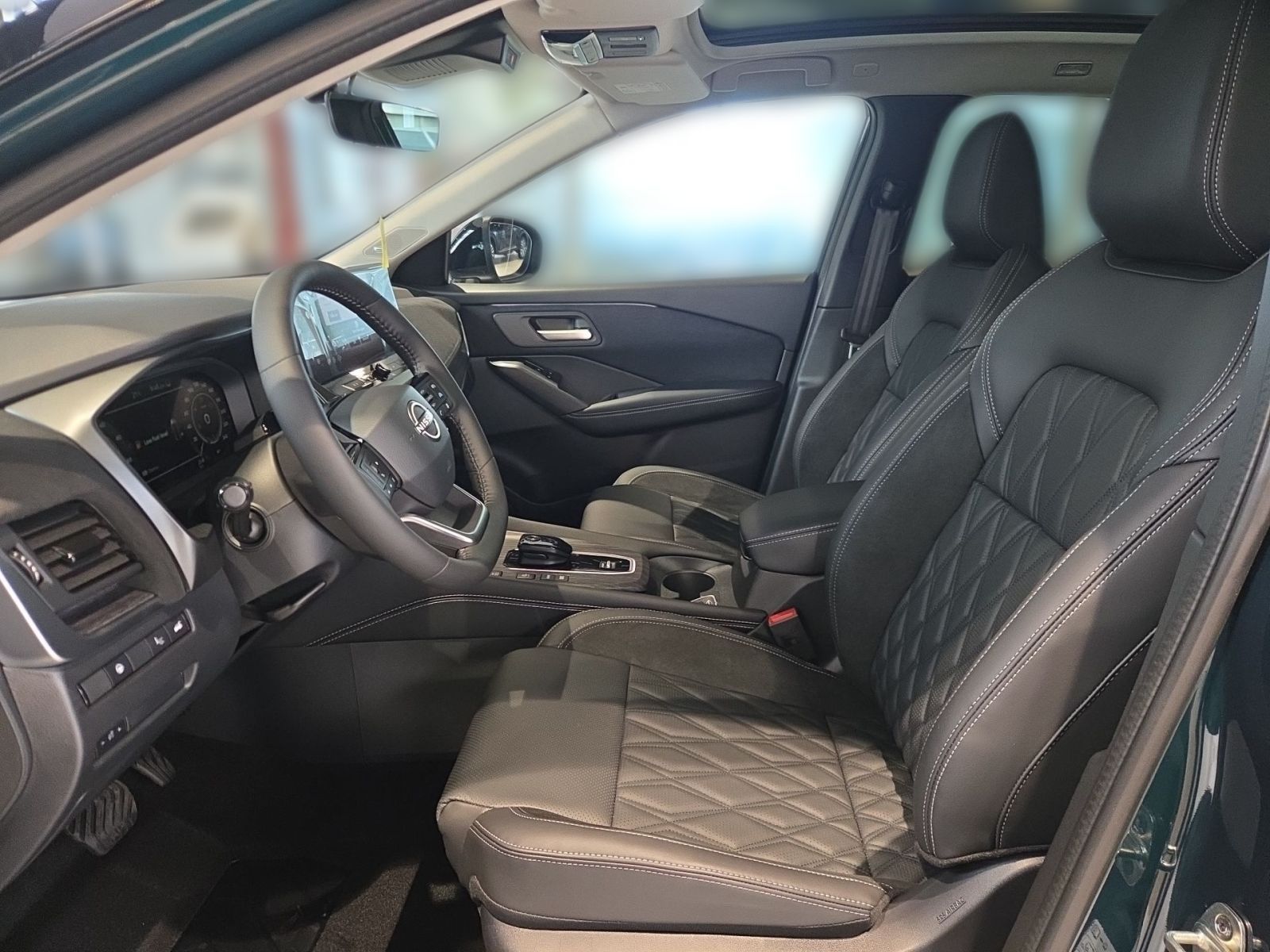 Fahrzeugabbildung Nissan Qashqai 1.5 VC-T Tekna e-Power 205 PS Autoom. *P