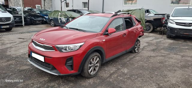 Kia Stonic 1.2i 61kw M5