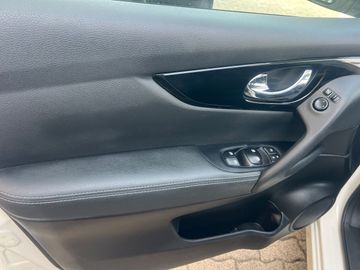 Nissan Qashqai - 8