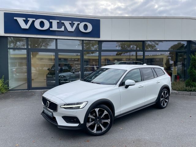 Volvo V60 Cross Country B4 AWD Plus Navi H/K SHZ