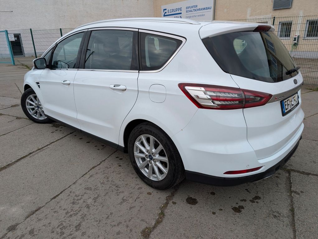 Image of Ford S-Max