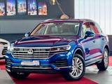 Volkswagen Touareg Atmosphere Pano ACC Virtual KeylesGo LED - Volkswagen Touareg: Atmosphere