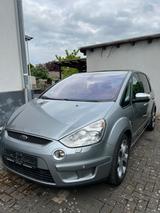 Ford S-Max 2,5 Titanium | Xenon | Pano | NAVI | Leder - Ford S-Max mit Benzin-Antrieb: Kleinbus, 2.5