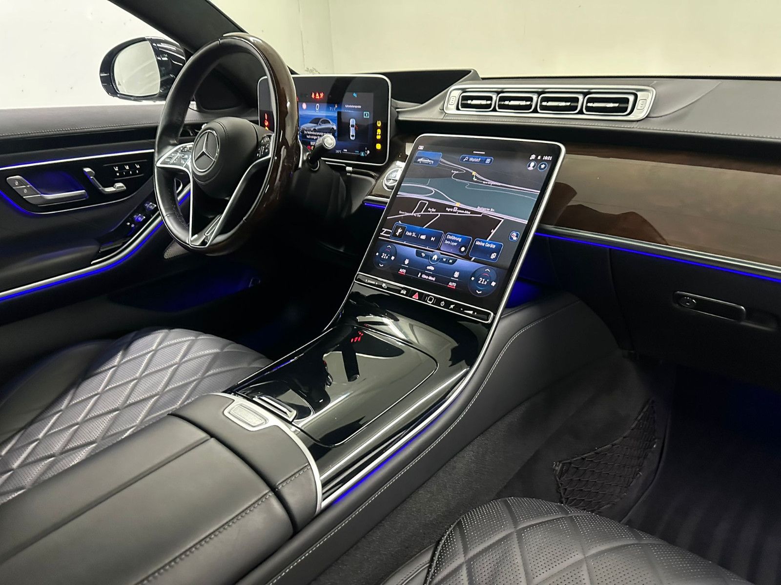 Fahrzeugabbildung Mercedes-Benz S 450 4MATIC L *AMG-LINE*ACTIVE BODY*EXKLUSIV*TV