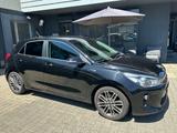 Kia Rio Platinum Edition - Kia Rio: Platinum