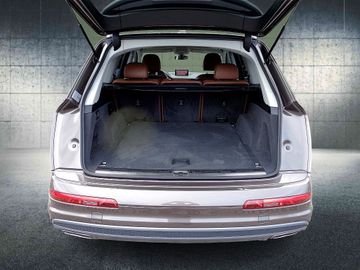 Audi Q7 - 12