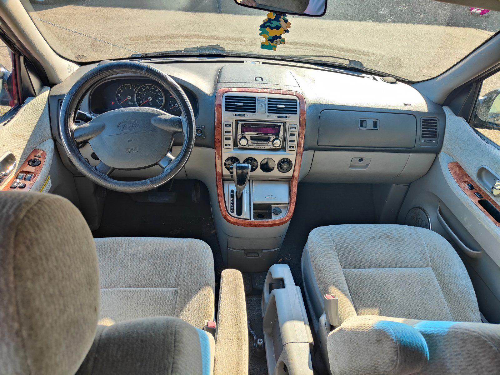 Kia Carnival 2006 — photo 12