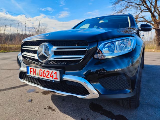 Mercedes-Benz GLC 350e GLC 4Matic / HYBRID / PANORAMA