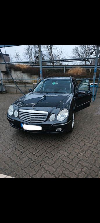 Image of Mercedes-Benz E 280