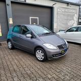 Mercedes-Benz A 160 /NAVI /SERVIVE NEU/TÜV NOV:27 - Mercedes-Benz A 160 Gebrauchtwagen in Stuttgart