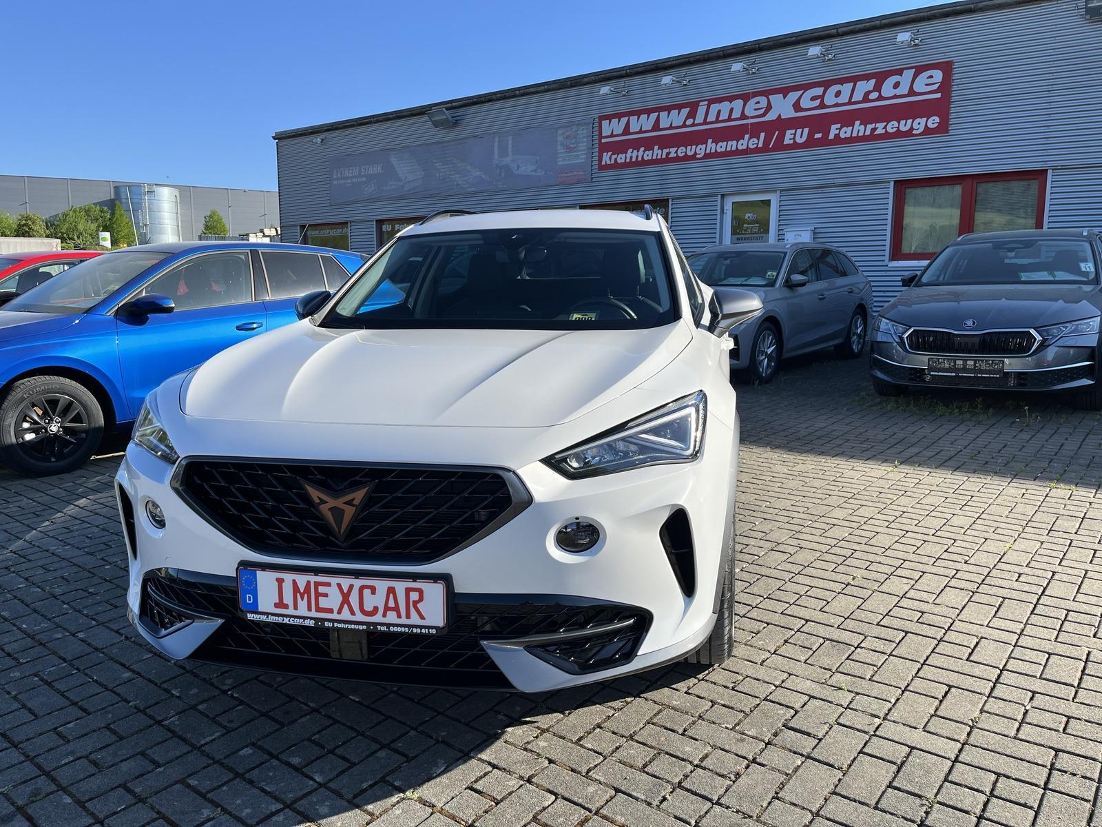 Cupra Formentor 1,4 e-Hybrid 150KW DSG + Kamera + LED