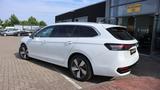 Volkswagen Passat Variant 2.0 TDI Elegance DSG-Matrix LED- - mit Diesel-Antrieb: Weiß, Kombi