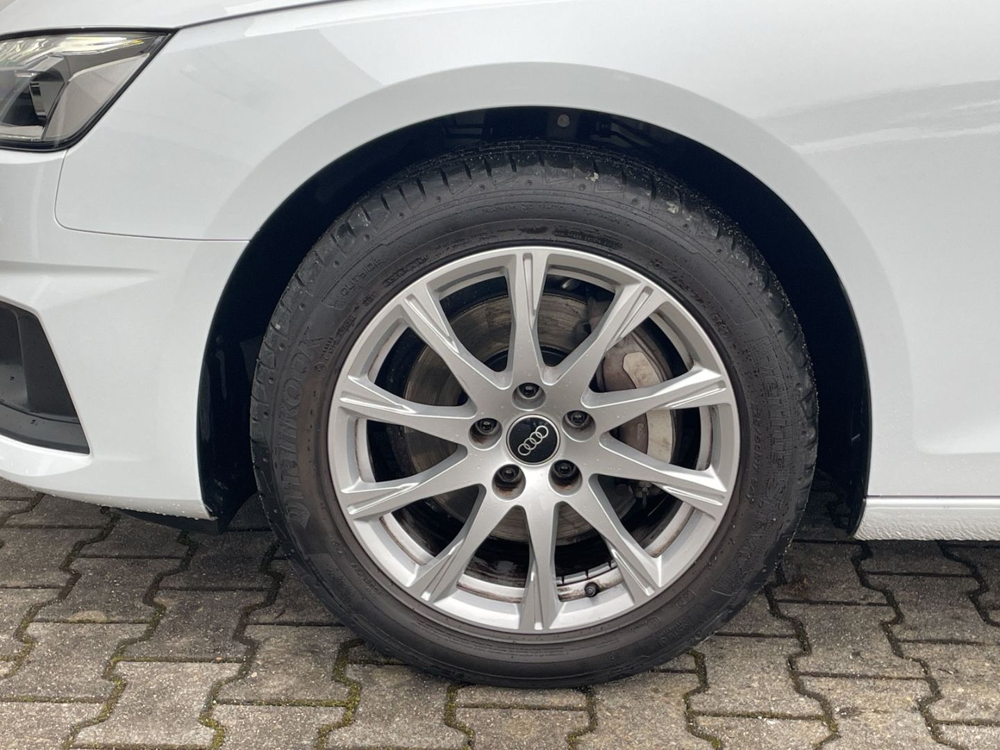 A4 Avant 40 2.0 TFSI S tronic AHK/Kamera/App-Con