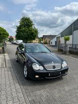 Mercedes-Benz C 180 COUPÉ STEUERKETTENSATZ NEU, BREMSE NEU - gebrauchte Mercedes-Benz C 180 aus dem Jahr 2005