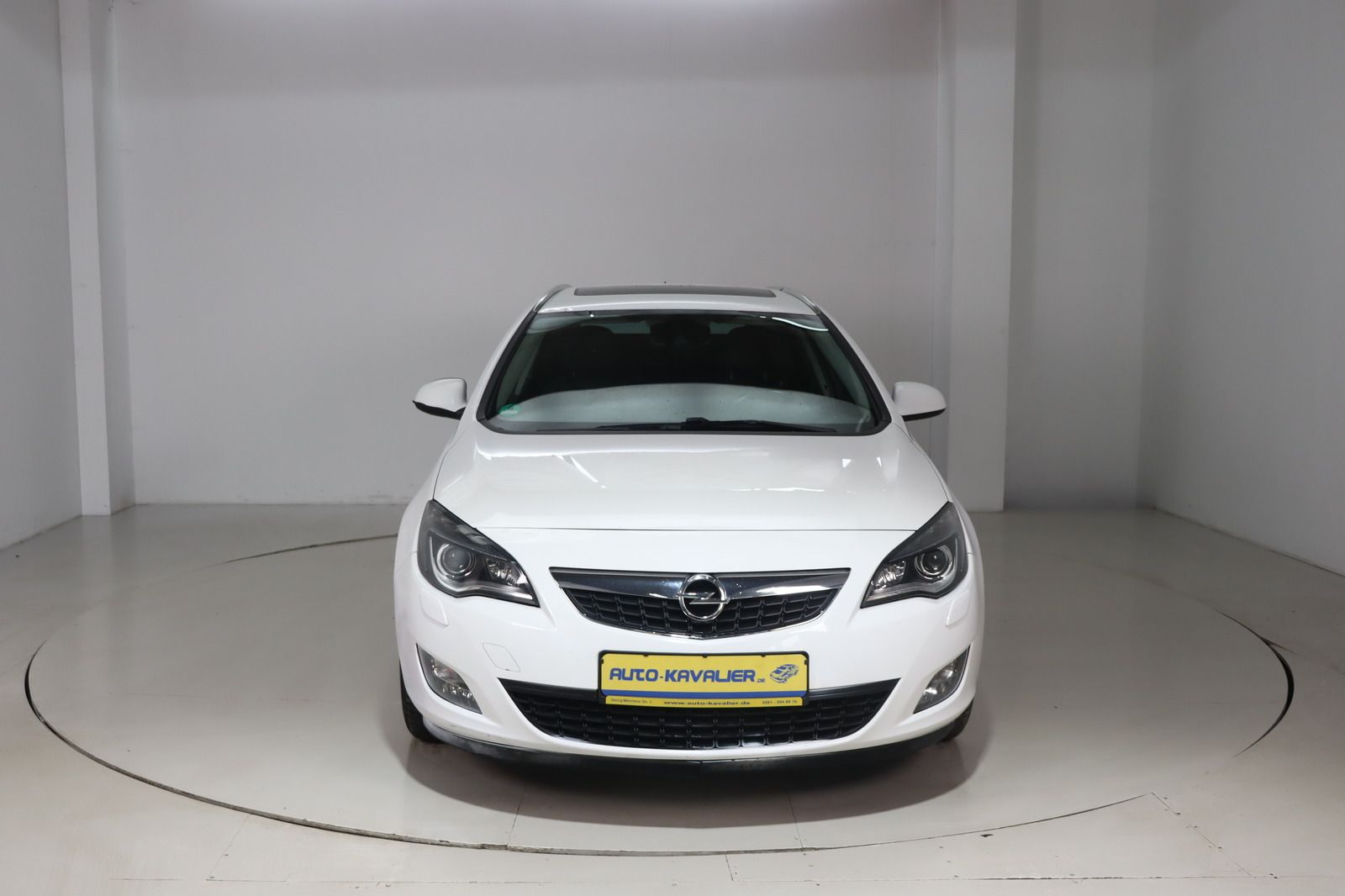 Fahrzeugabbildung Opel Astra Sports Tourer 2.0 CDTI Automatik