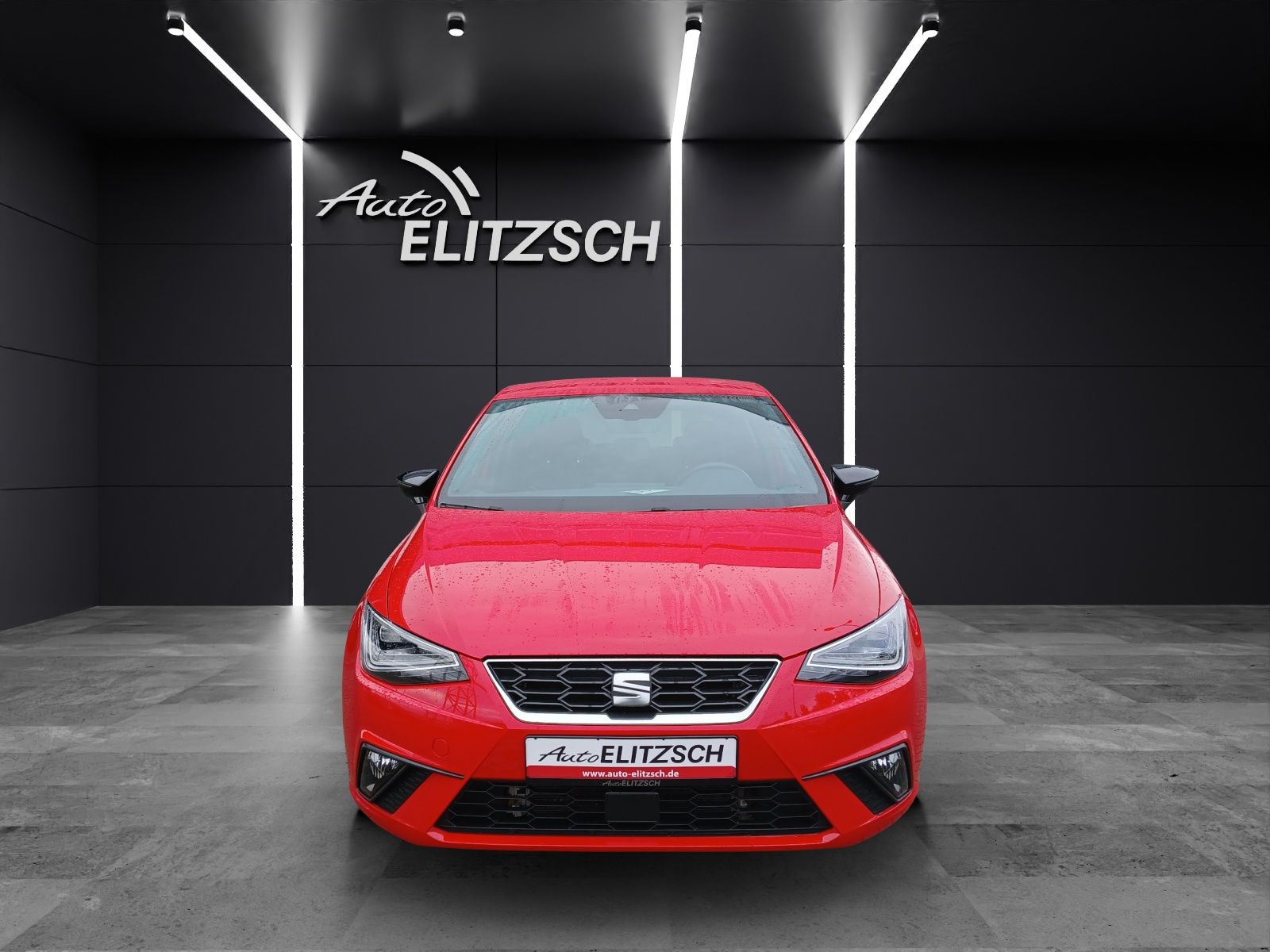 Fahrzeugabbildung SEAT Ibiza TSI FR-Line DSG LED Navi AID GRA PDC SH