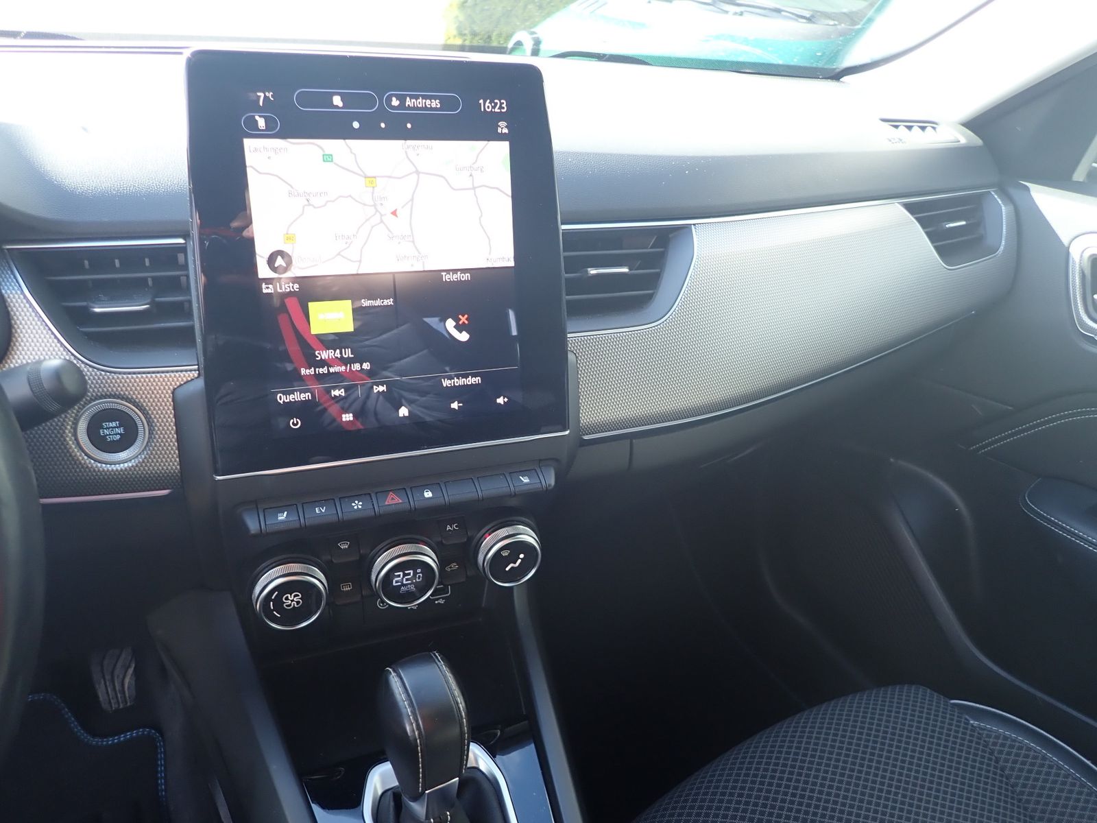 Fahrzeugabbildung Renault Arkana Intens E-TECH 145