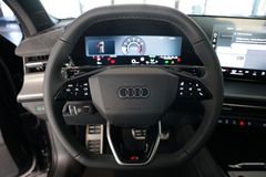 AUDI Q3 TFSI quattro S line | Pano | Matrix |TechPro AUDI Q3 TFSI quattro S line | Pano | Matrix |TechPro