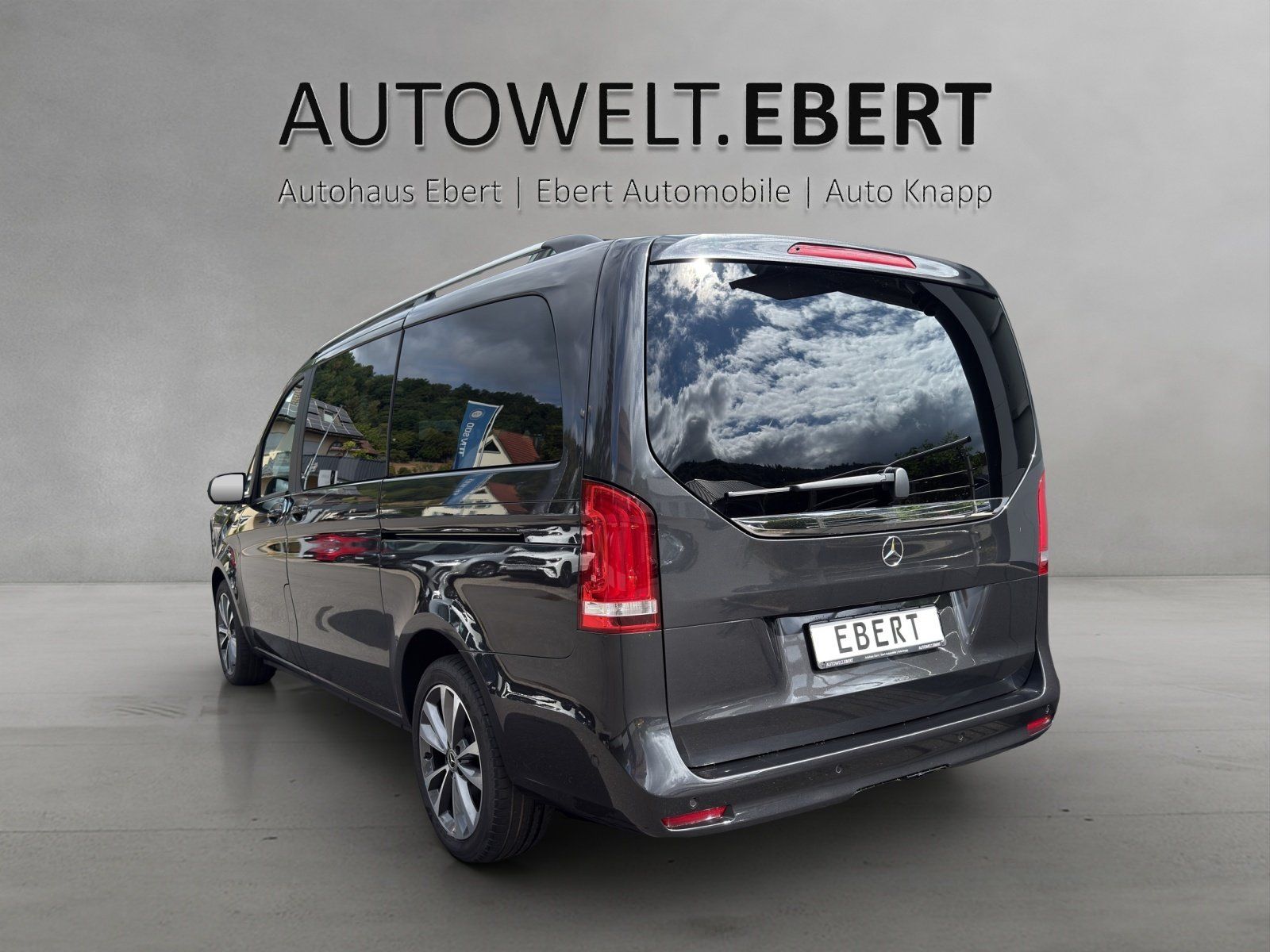 Fahrzeugabbildung Mercedes-Benz V 300 d L EDITION DISTRO AHK MBUX ILS el.Heckkla