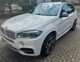 BMW X5 M50 M50d - - BMW X5 M50 aus 2015