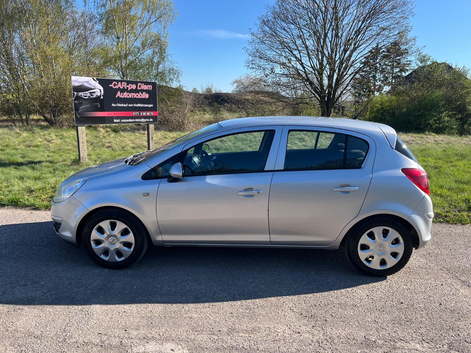 Opel Corsa D Edition / Klima