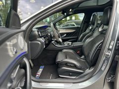 MERCEDES-BENZ E 63 AMG - Ansicht 9