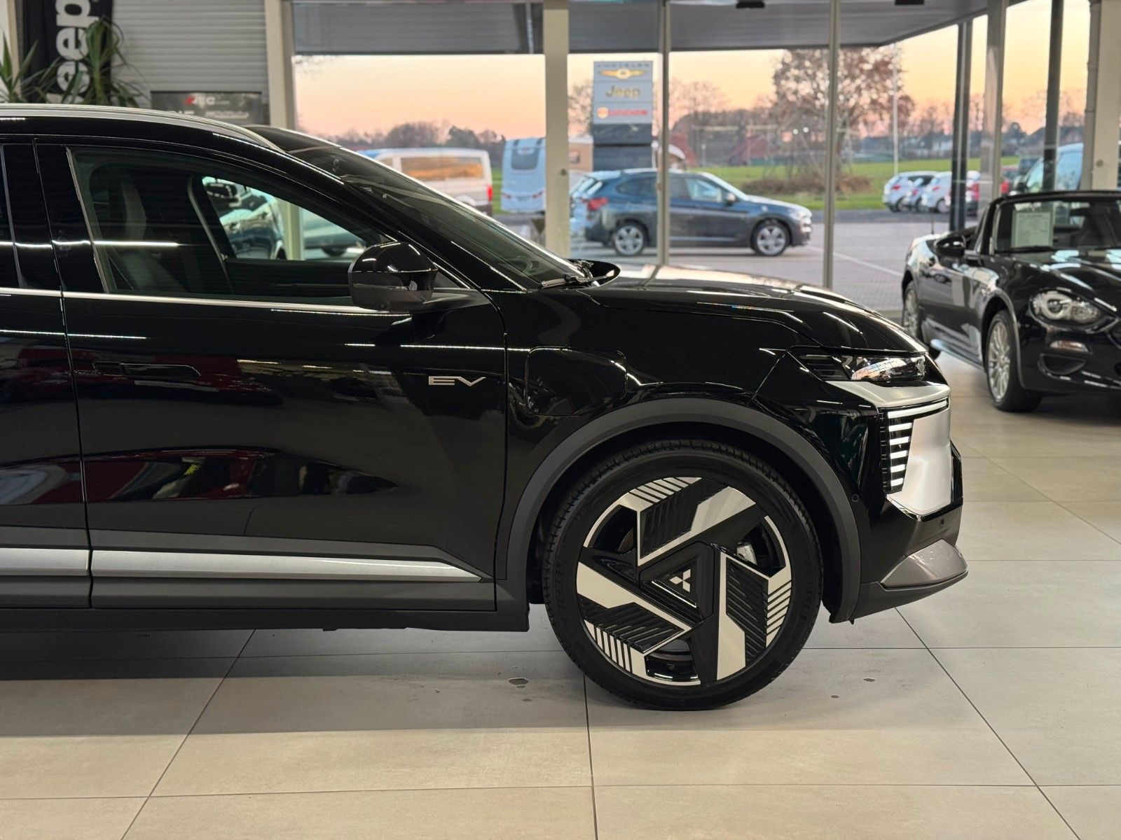 Fahrzeugabbildung Mitsubishi Eclipse Cross EV Diamant TOP Luxury-Paket + 22KW