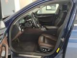 BMW 530 i Luxury Line Navi LED Kamera Pano - BMW 530 mit Benzin-Antrieb: Kombi