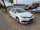 Toyota Auris Touring Sports 1,2-l-Turbo Comfort S/S - Toyota Auris Gebrauchtwagen in Hamburg