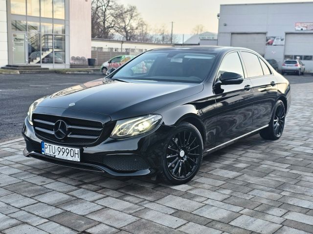 Mercedes-Benz E200 // 2019r // 145 tys km