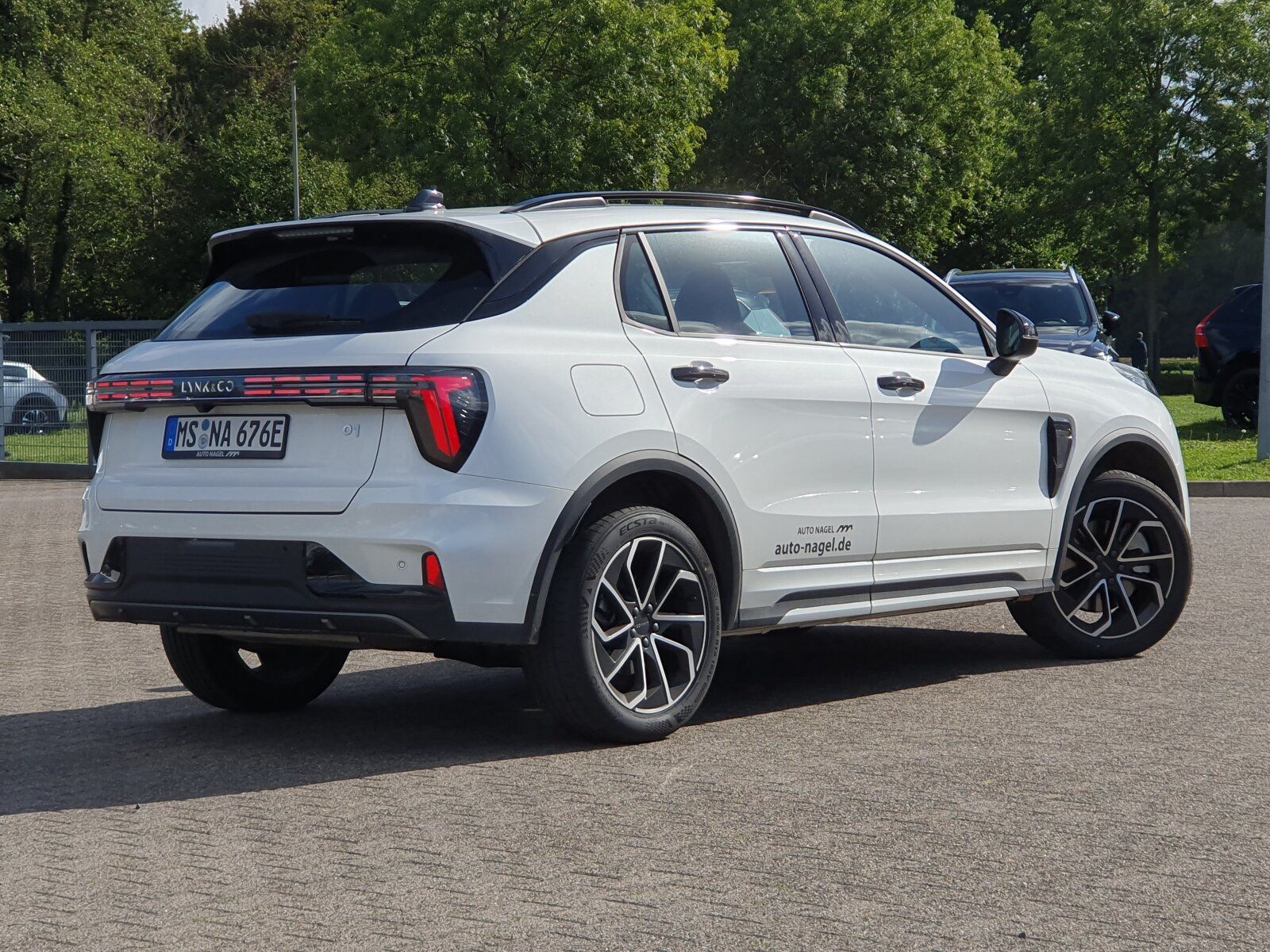 Lynk & Co 01