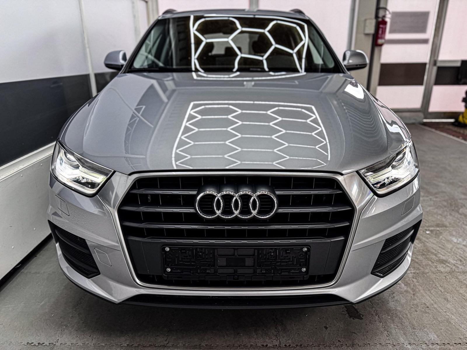 Audi Q3 BASIS 1.4TFSI AHK XENON TEMPOMAT SHZ PDC 1...