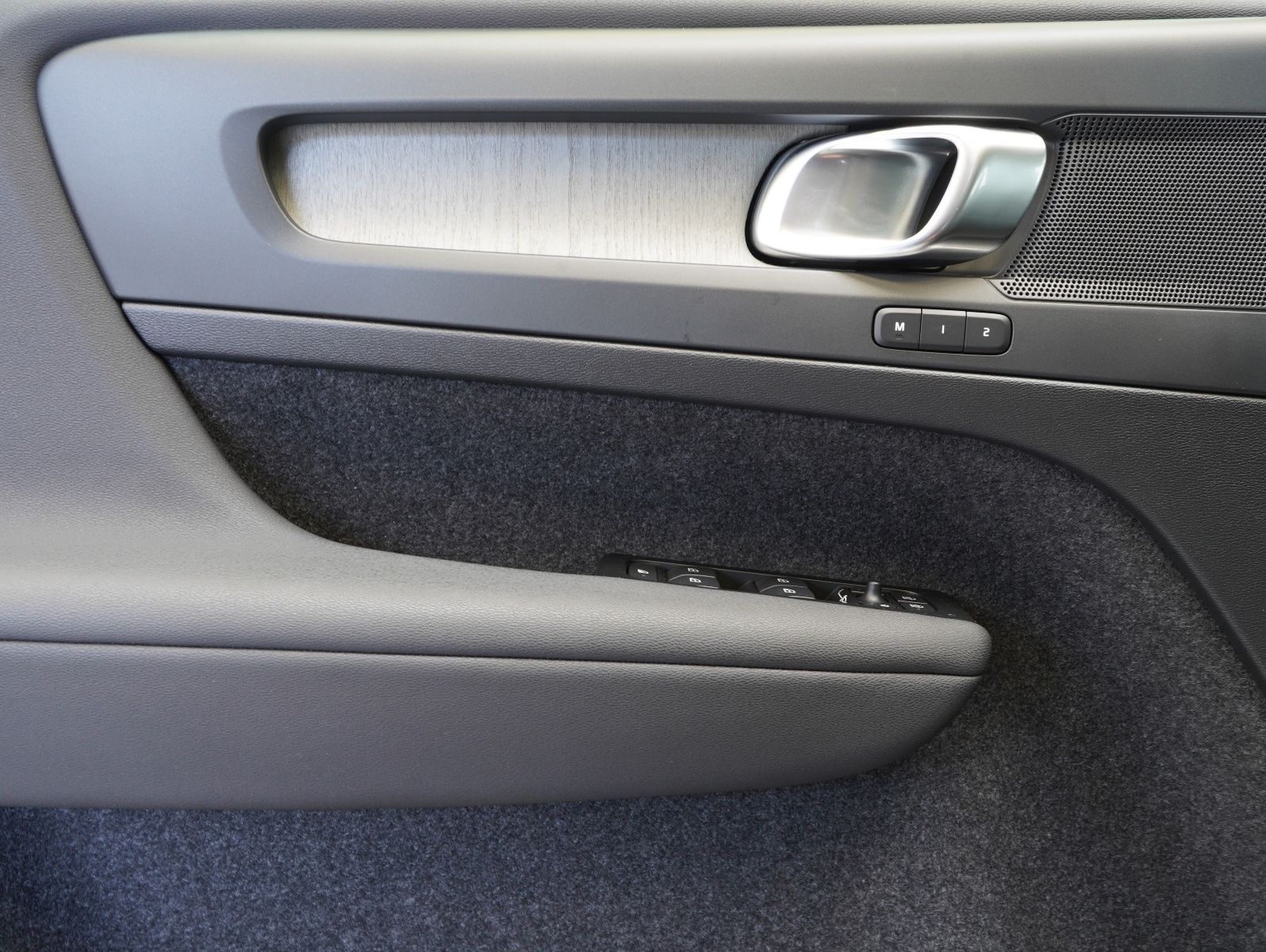 Fahrzeugabbildung Volvo XC40 B4 B Inscription LED/NAVI/ACC/LEDER/360°