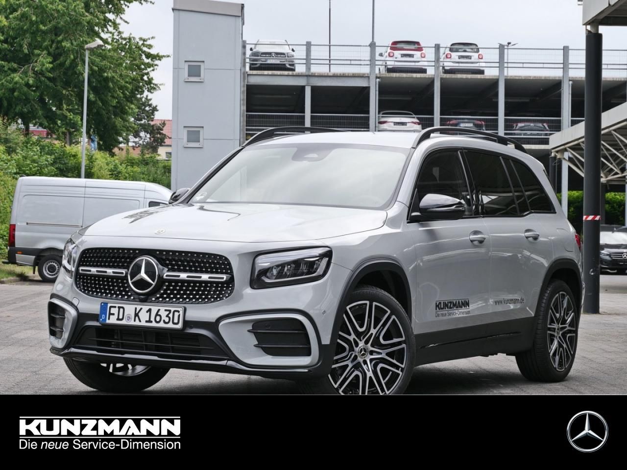 Mercedes GLB 180 - 1