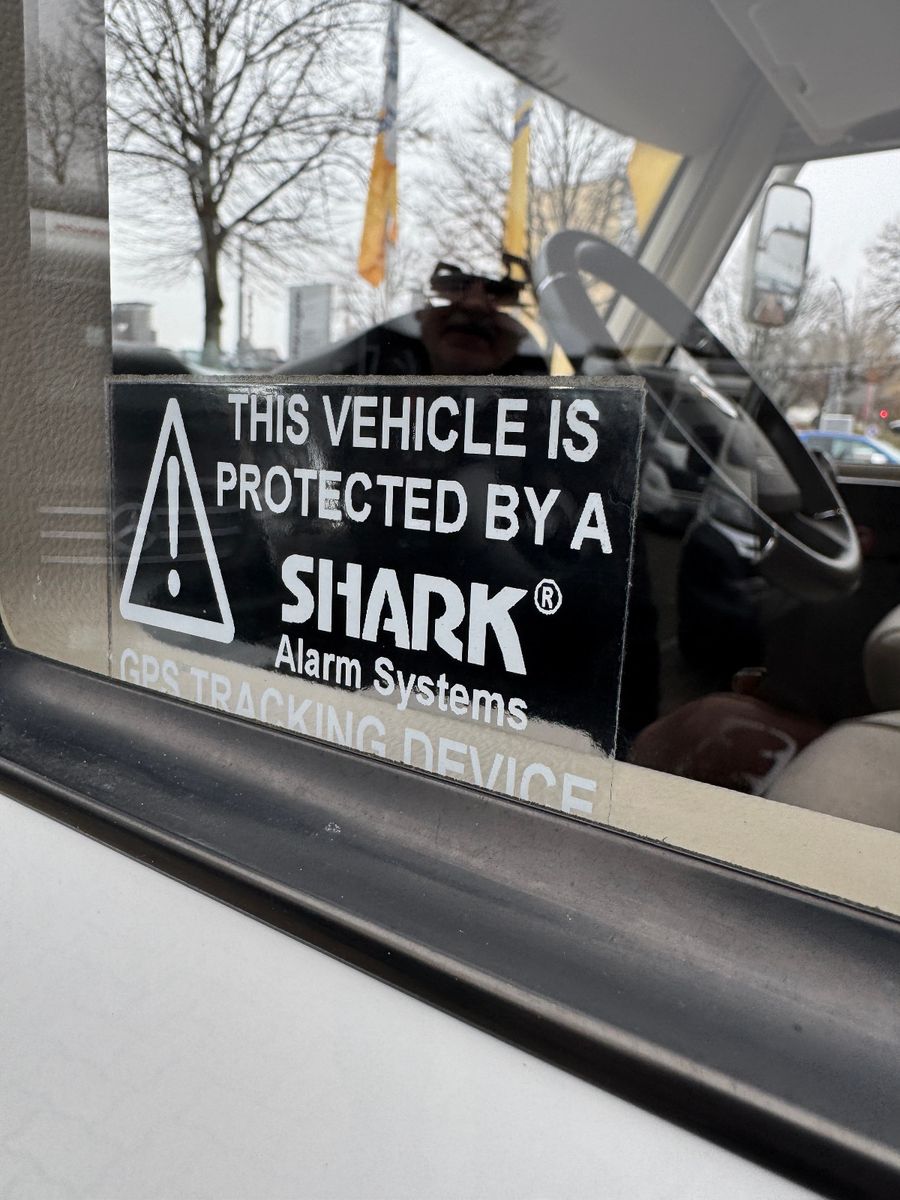 Fahrzeugabbildung HYMER / ERIBA / HYMERCAR B 678 PREMIUM LINE LITIHIUM 200 SOLAR SAT 1.HAND