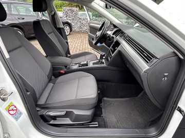 Volkswagen Passat Variant - 12