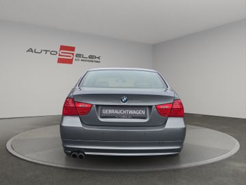 BMW 325 - 4