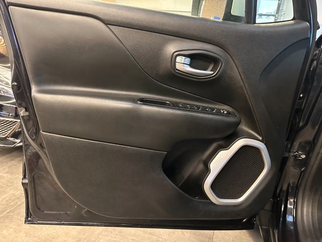 MYAUTOCENTER – Gebraucht- und Jahreswagen mit Werkstattservice in Pfaffenhofen Jeep Renegade Limited 4WD *2. Hand*Klima*Kamera*Navi*