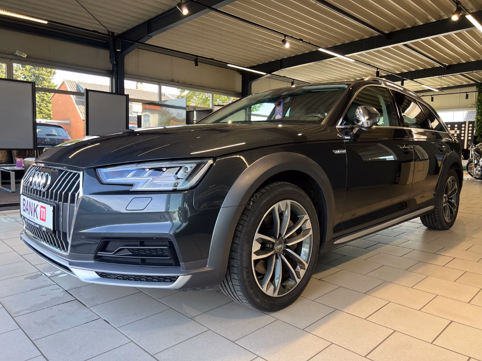 Audi A4 Allroad quattro*ALCANTARA*MEMORY*TOTWINKEL