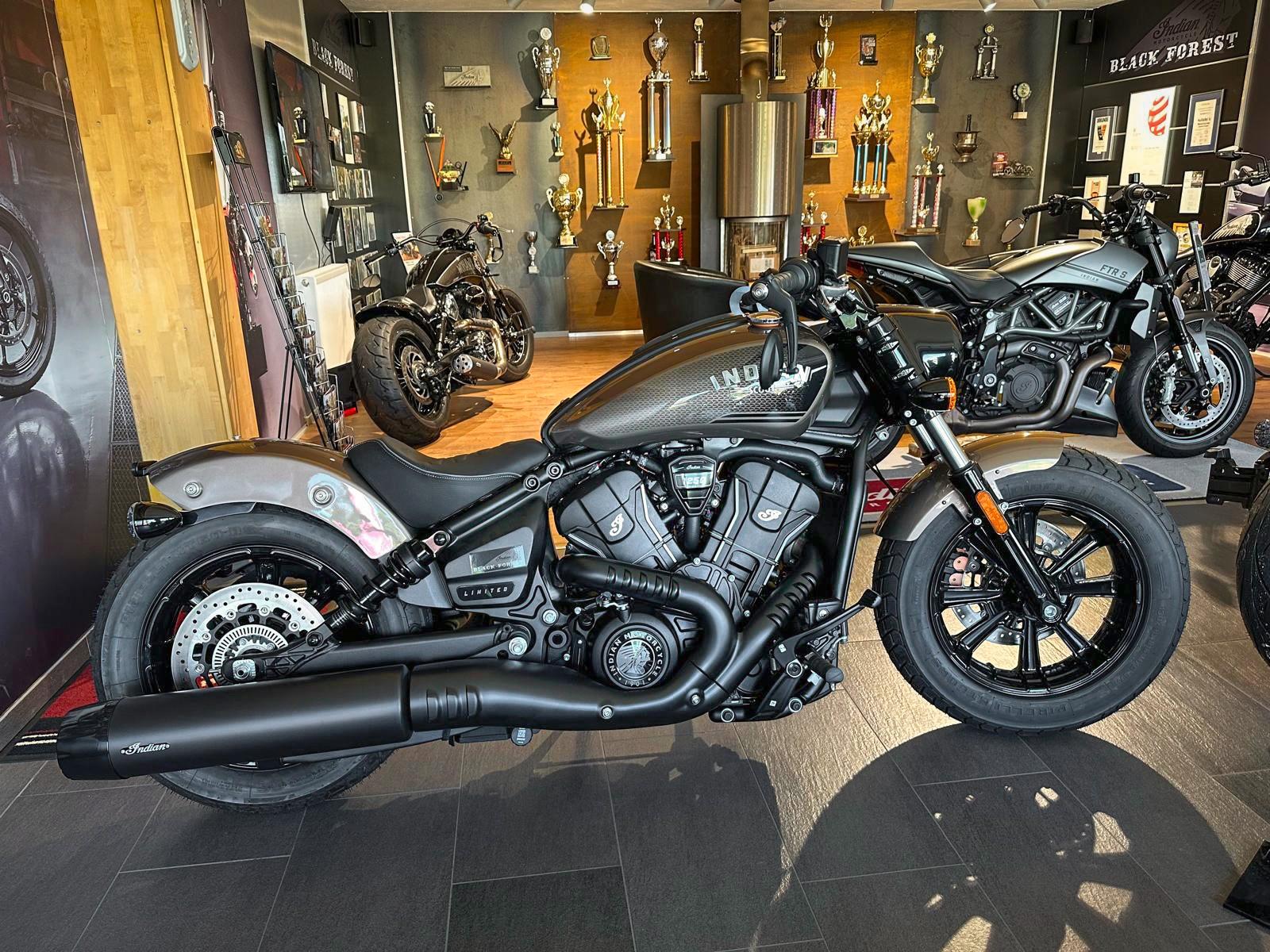 Indian Scout Bobber LIMITED+TECH *sofort verfügbar*