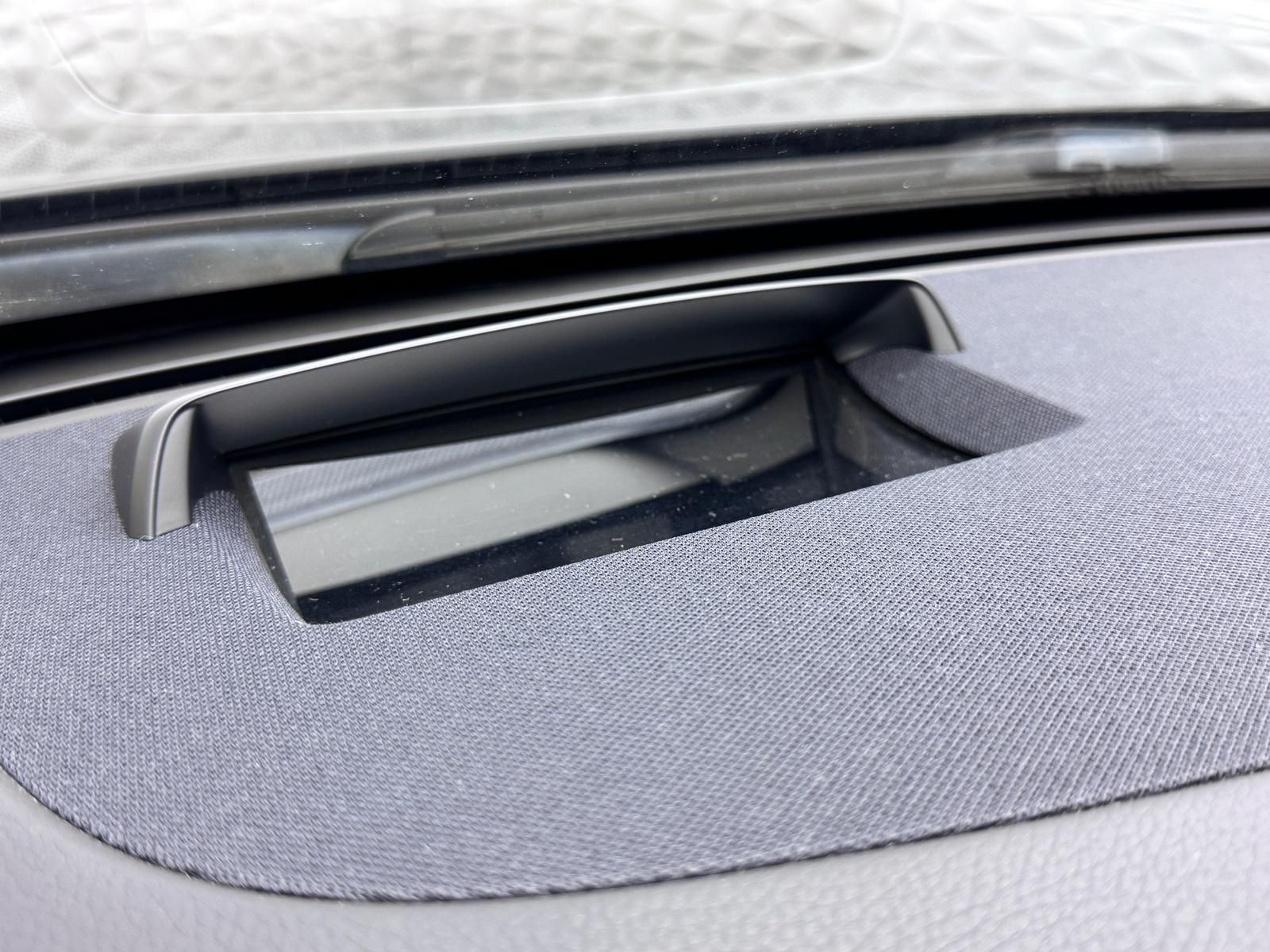 Fahrzeugabbildung Mercedes-Benz d AMG*4MATIC*LUFT*BURMESTER*STANDHEIZ*MASSAGE