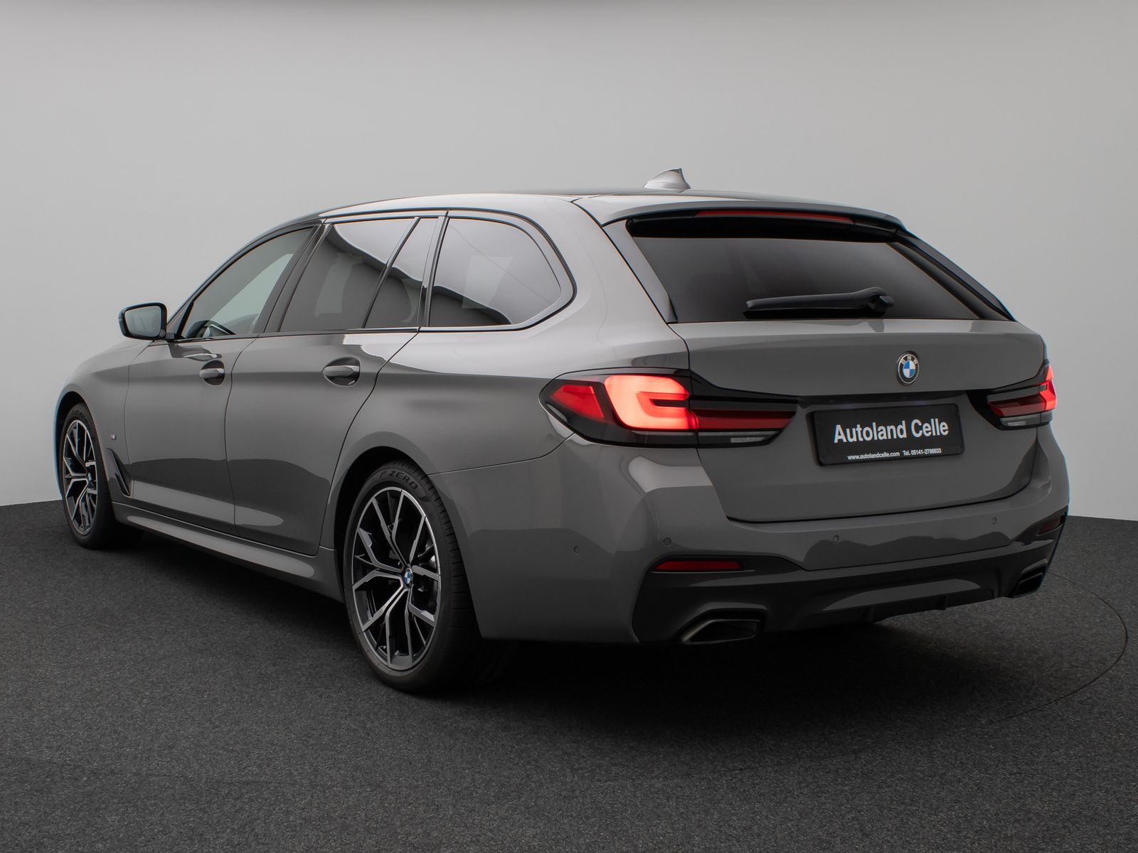 Fahrzeugabbildung BMW 520d M Sport DAB H/K PDC Stop&Go Fernlichtassist