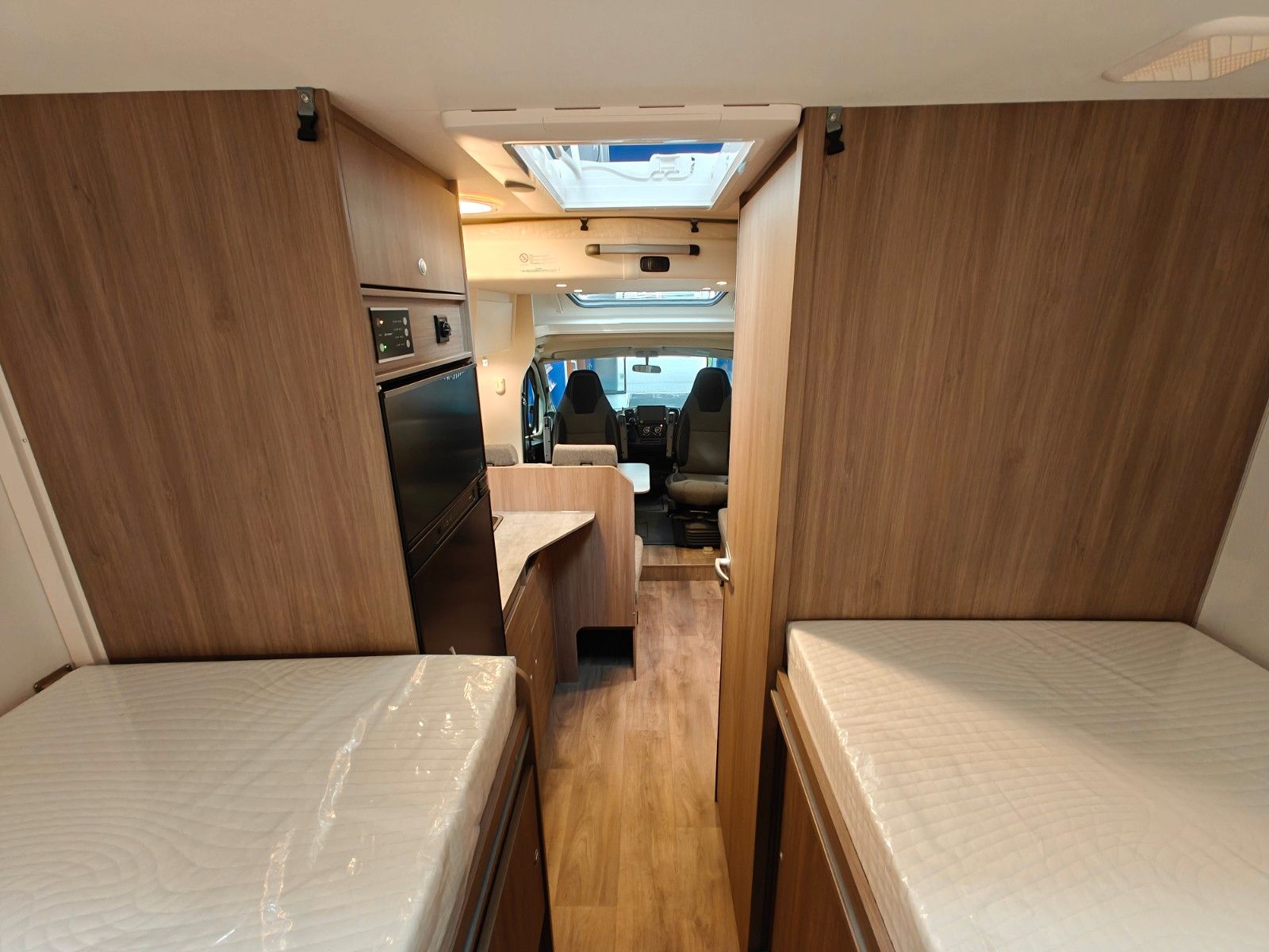 Fahrzeugabbildung Carado T-338 S HERBST-DEALS -SIE SPAREN 17.165 € !-