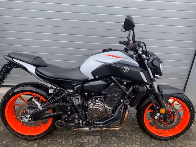 Yamaha mt07