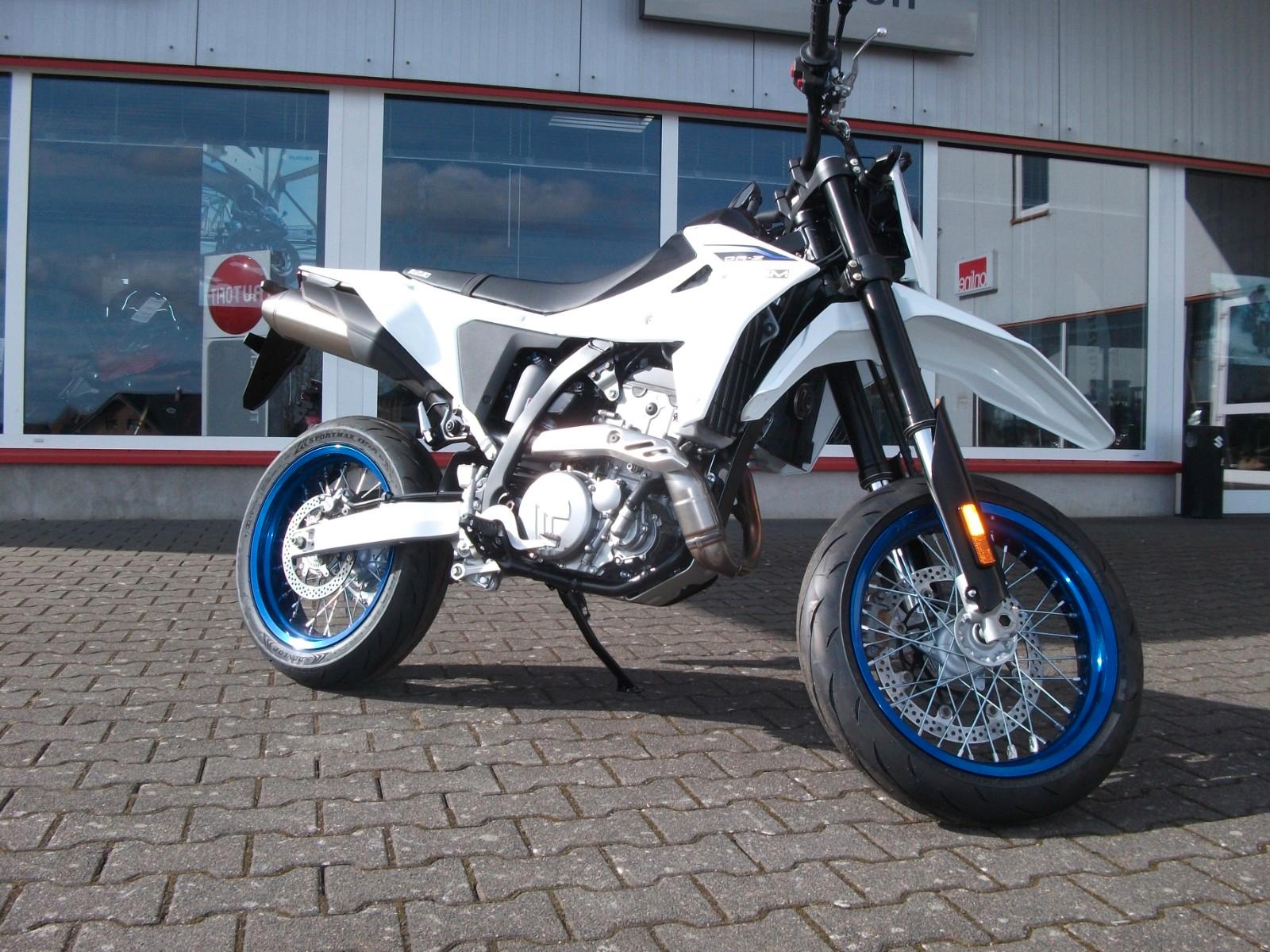 Suzuki DR-Z4SM